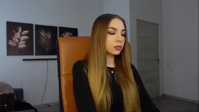 Image 3 of abby_laker Stream on Chaturbate on 1 month ago