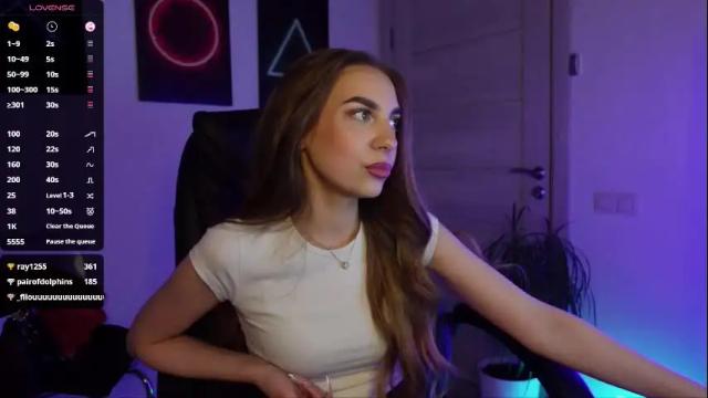 Image 8 of abby_laker Stream on Chaturbate on 25 days ago