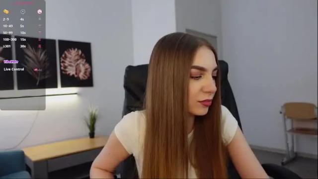 Image 7 of abby_laker Stream on Chaturbate on 16 days ago