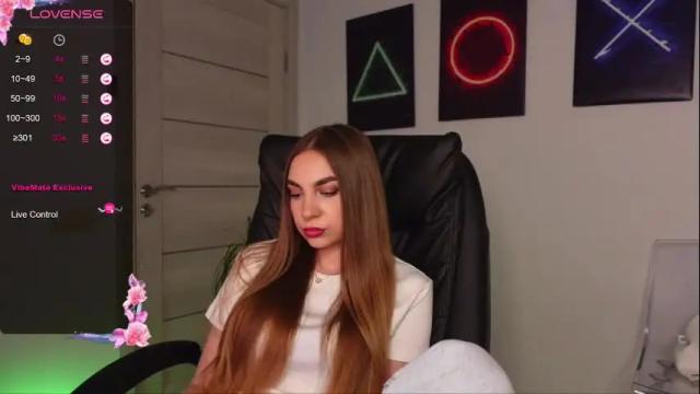 Image 12 of abby_laker Stream on Chaturbate on 11 days ago