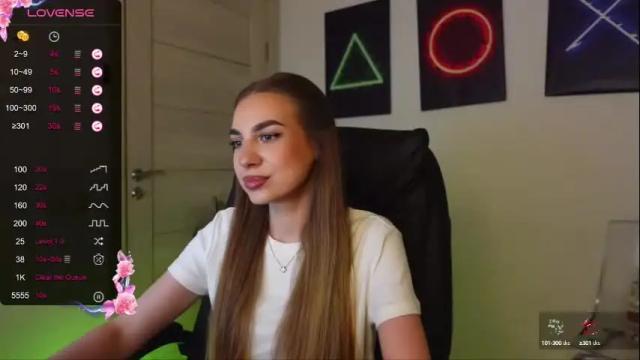 Image 3 of abby_laker Stream on Chaturbate on 6 days ago