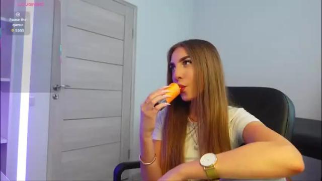 Image 8 of abby_laker Stream on Chaturbate on 1 month ago