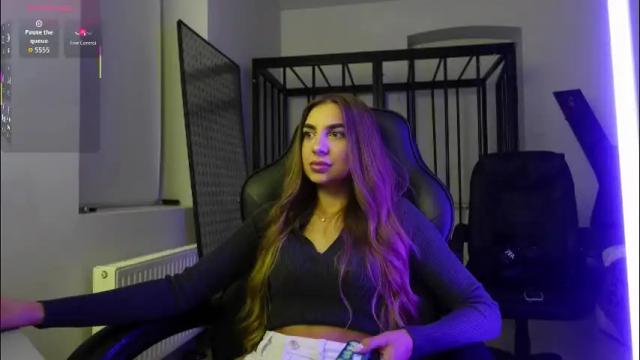 Image 4 of abby_laker Stream on Chaturbate on 1 month ago