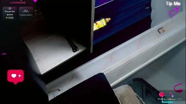 Image 6 of abby_moss Stream on Chaturbate on 2 months ago