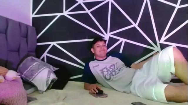 Image 2 of abby_rousse09 Stream on Chaturbate on 7 months ago