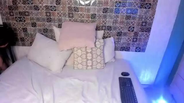 Image 3 of abby_thompsonn_ Stream on Chaturbate on 21 months ago