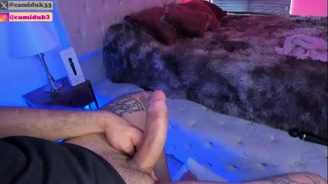 Image 2 of abbyandchris1 Stream on Chaturbate on 1 month ago
