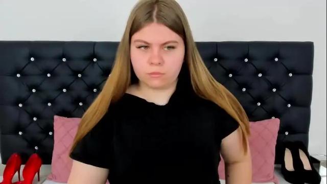 Image 12 of abbybigboobs Stream on Chaturbate on 9 days ago