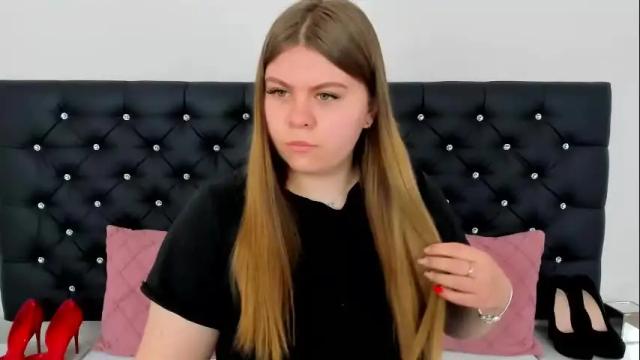 Image 8 of abbybigboobs Stream on Chaturbate on 9 days ago