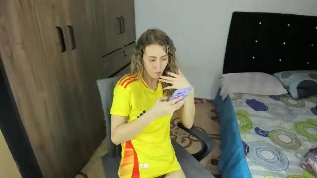 Image 8 of abbyhowlland Stream on Chaturbate on 1 month ago