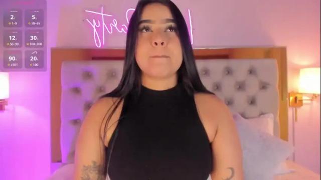 Image 2 of abbymiller4 Stream on Chaturbate on 26 days ago
