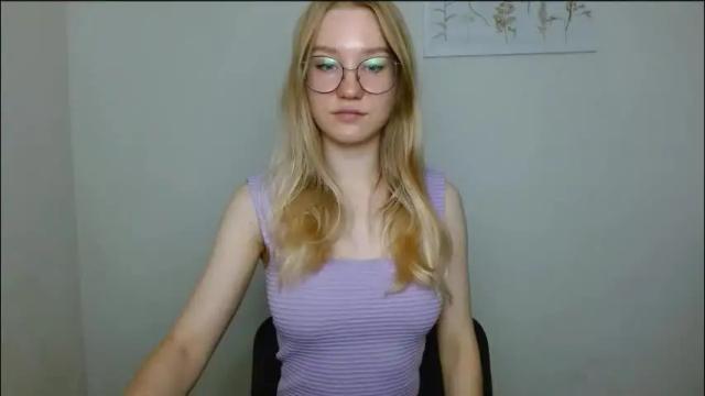 Image 7 of abbymoore__ Stream on Chaturbate on 3 months ago