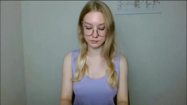 Image 10 of abbymoore__ Stream on Chaturbate on 3 months ago