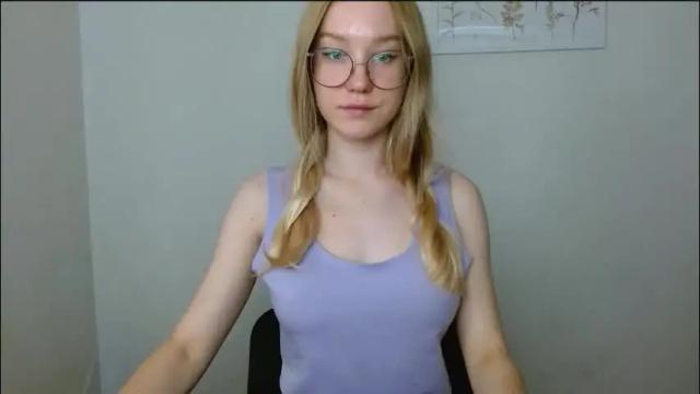 Image 6 of abbymoore__ Stream on Chaturbate on 3 months ago