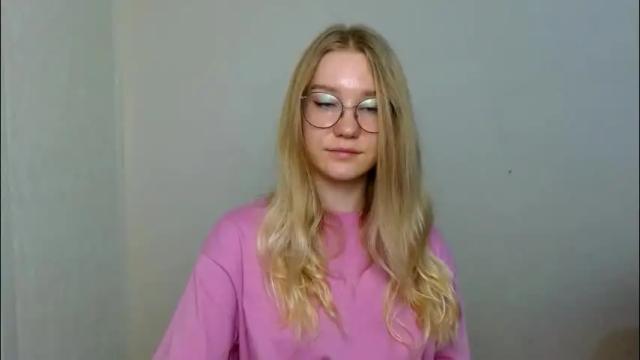 Image 6 of abbymoore__ Stream on Chaturbate on 1 month ago