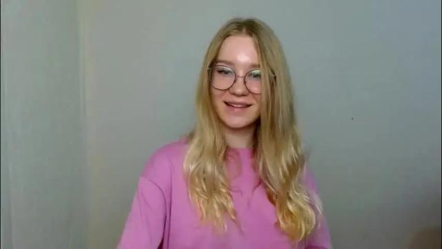 Image 7 of abbymoore__ Stream on Chaturbate on 1 month ago