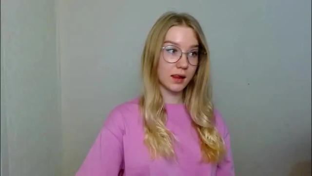 Image 8 of abbymoore__ Stream on Chaturbate on 1 month ago
