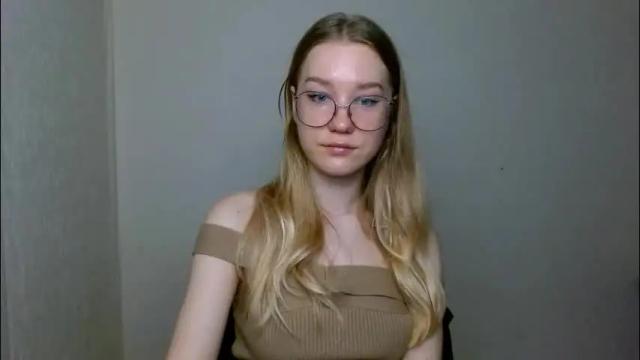 Image 6 of abbymoore__ Stream on Chaturbate on 1 month ago