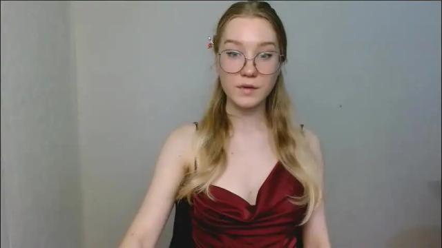 Image 10 of abbymoore__ Stream on Chaturbate on 15 days ago