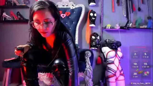 Image 8 of abbymora Stream on Chaturbate on 27 days ago