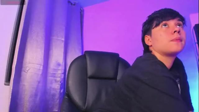 Image 6 of abbysmiitth_ Stream on Chaturbate on 22 days ago