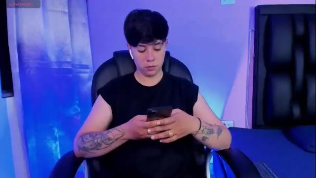 Image 2 of abbysmiitth_ Stream on Chaturbate on 15 days ago