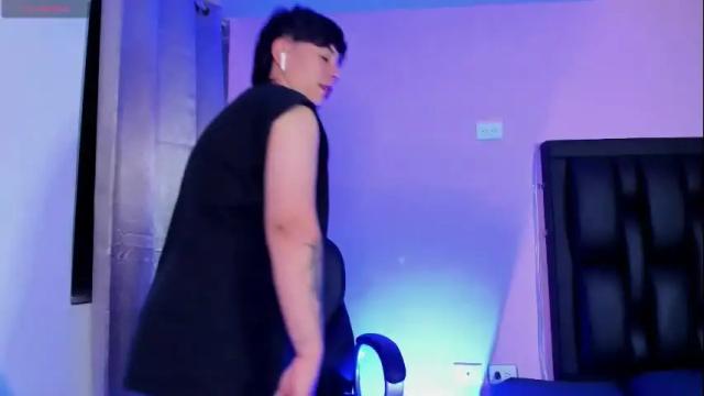 Image 4 of abbysmiitth_ Stream on Chaturbate on 15 days ago