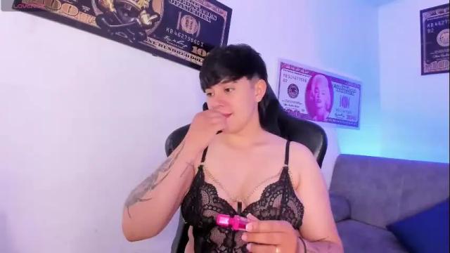 Image 11 of abbysmiitth_ Stream on Chaturbate on 14 days ago