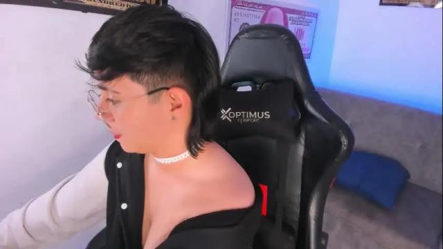Image 11 of abbysmiitth_ Stream on Chaturbate on 9 days ago