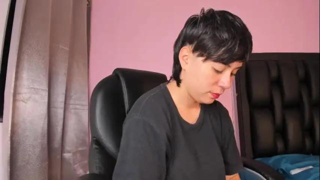 Image 2 of abbysmiitth_ Stream on Chaturbate on 1 month ago