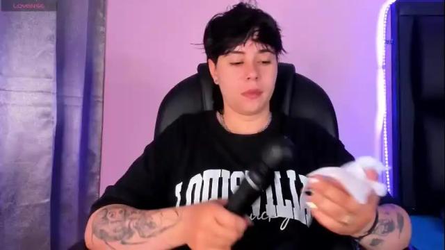 Image 2 of abbysmiitth_ Stream on Chaturbate on 1 month ago