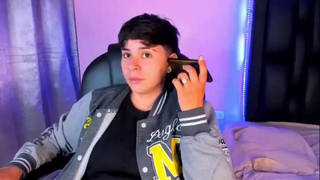 Image 11 of abbysmiitth_ Stream on Chaturbate on 1 month ago