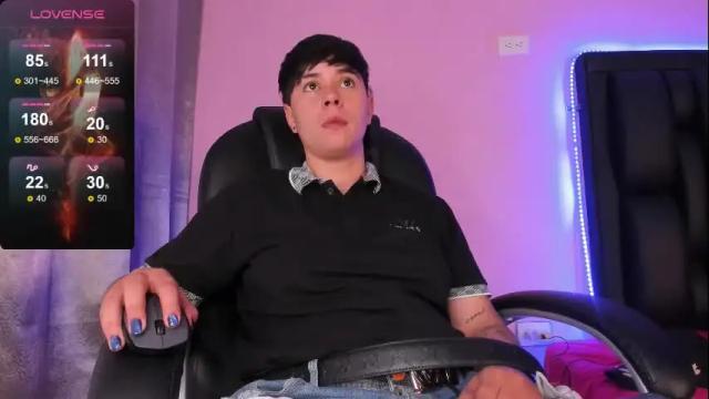 Image 2 of abbysmiitth_ Stream on Chaturbate on 1 month ago
