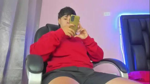Image 2 of abbysmiitth_ Stream on Chaturbate on 1 month ago
