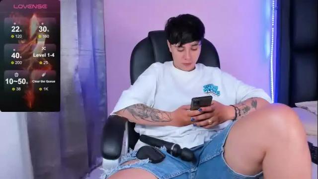 Image 12 of abbysmiitth_ Stream on Chaturbate on 27 days ago