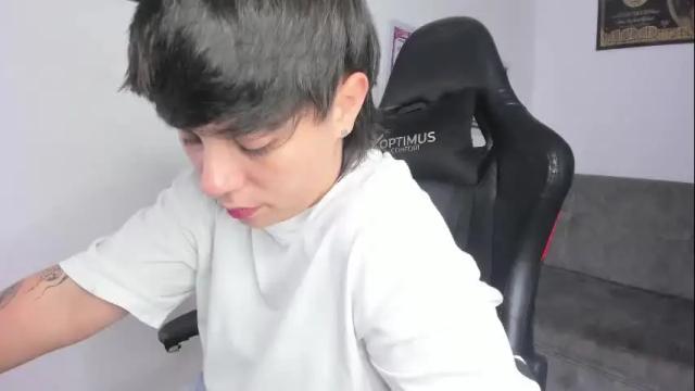 Image 4 of abbysmiitth_ Stream on Chaturbate on 26 days ago