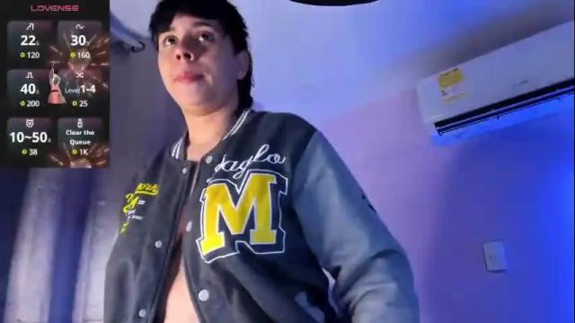 Image 11 of abbysmiitth_ Stream on Chaturbate on 23 days ago