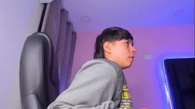 Image 11 of abbysmiitth_ Stream on Chaturbate on 20 days ago