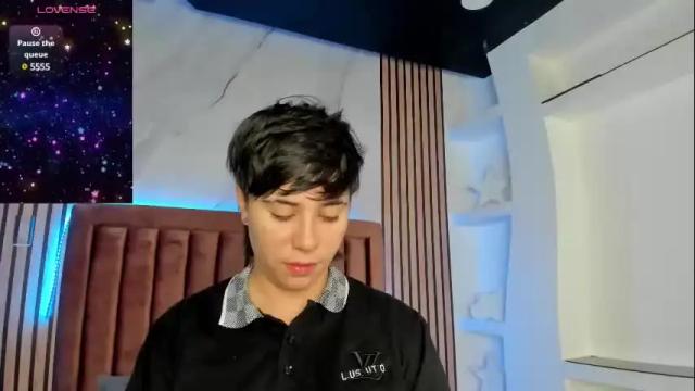 Image 12 of abbysmiitth_ Stream on Chaturbate on 19 days ago