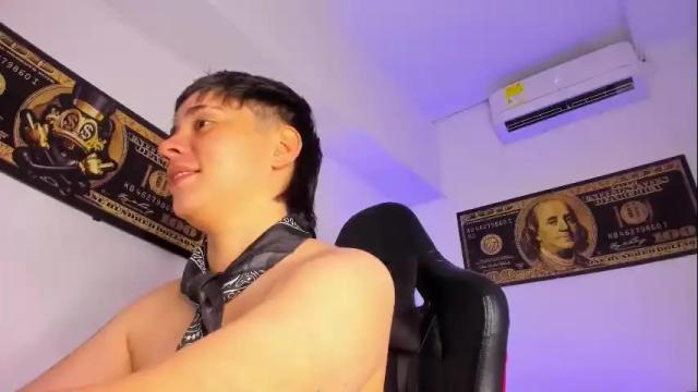 Image 3 of abbysmiitth_ Stream on Chaturbate on 6 days ago