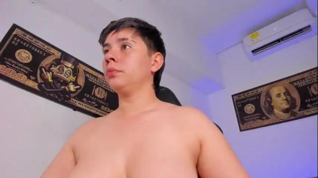 Image 8 of abbysmiitth_ Stream on Chaturbate on 1 day ago