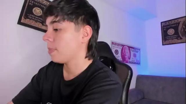 Image 3 of abbysmiitth_ Stream on Chaturbate on 2 months ago