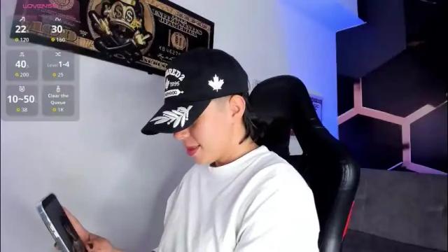 Image 2 of abbysmiitth_ Stream on Chaturbate on 1 month ago