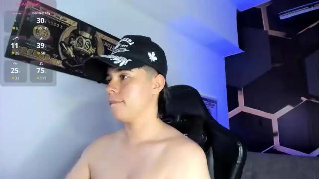 Image 2 of abbysmiitth_ Stream on Chaturbate on 1 month ago