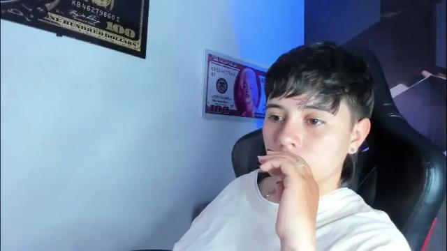 Image 7 of abbysmiitth_ Stream on Chaturbate on 1 month ago