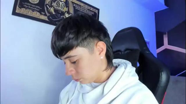 Image 2 of abbysmiitth_ Stream on Chaturbate on 1 month ago