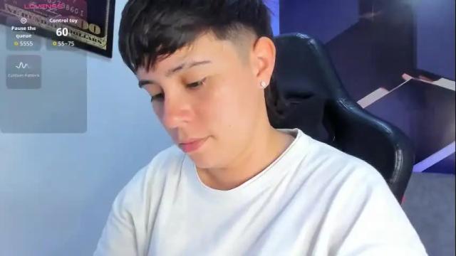 Image 3 of abbysmiitth_ Stream on Chaturbate on 26 days ago