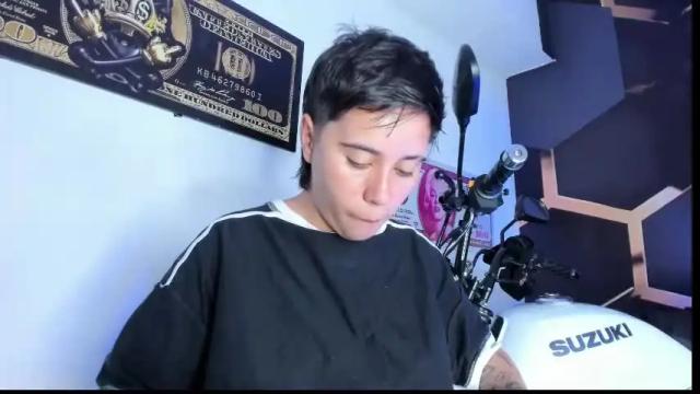 Image 10 of abbysmiitth_ Stream on Chaturbate on 25 days ago