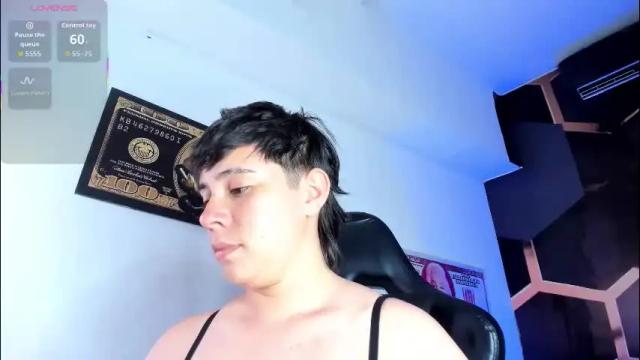 Image 7 of abbysmiitth_ Stream on Chaturbate on 1 day ago