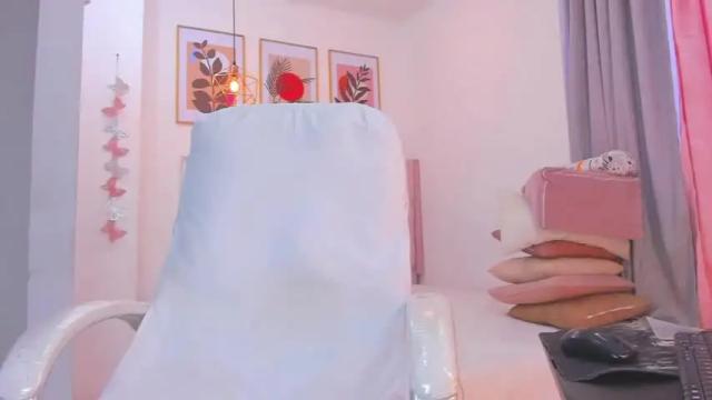 Image 2 of abbystark23 Stream on Chaturbate on 13 months ago